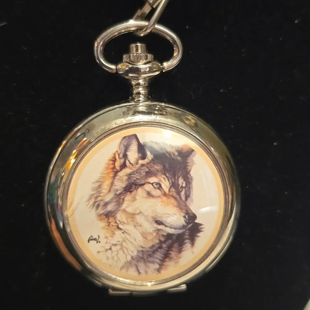 Westminster Collector'sElegant Silver Wolf Pocket Watch!